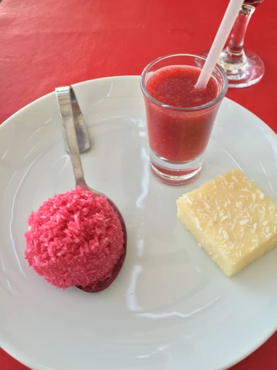 Dessert Venosa Beach Resort & Spa