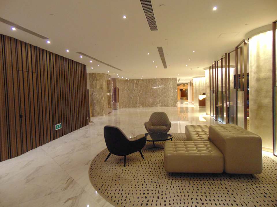 Lobby Harbour Grand Kowloon