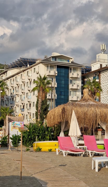 Außenansicht Kleopatra Celine Hotel