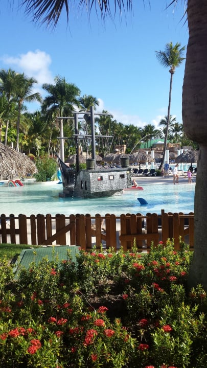 Hotel Grand Palladium Palace Resort, Spa & Casino  Hotel Grand Palladium Palace Resort, Spa & Casino