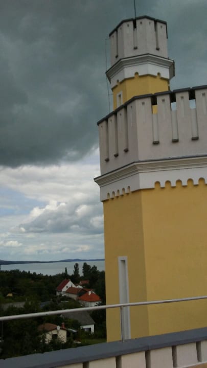 Ausblick Sir David Schlosshotel