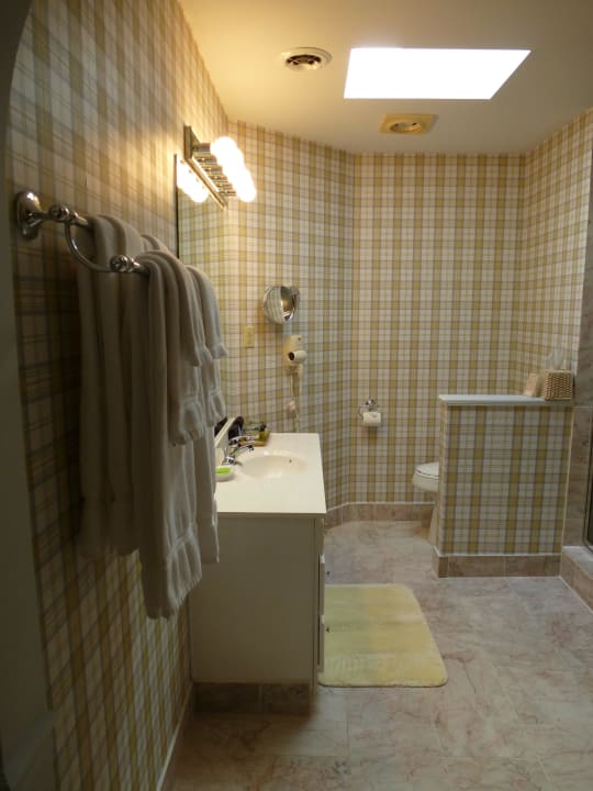 Country Suite, großes Bad Eight Gables Inn