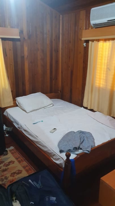 Zimmer Sayanora Hotel