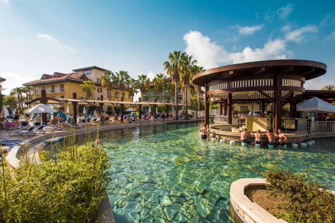 Pool Club Grand Aqua