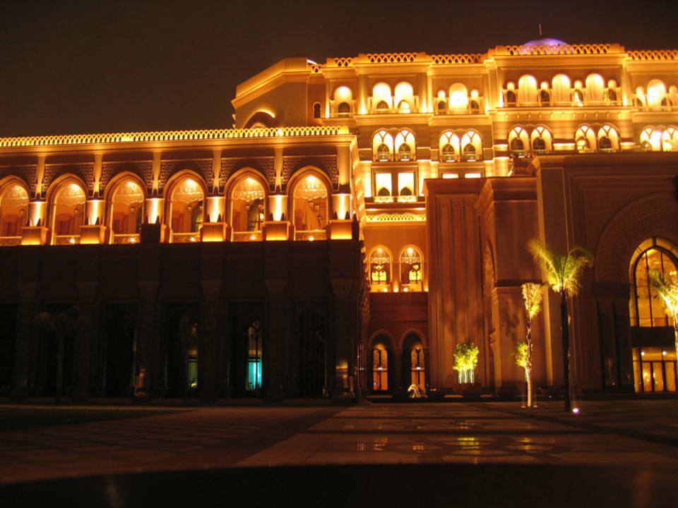 Emirates Palace nachts Emirates Palace Mandarin Oriental