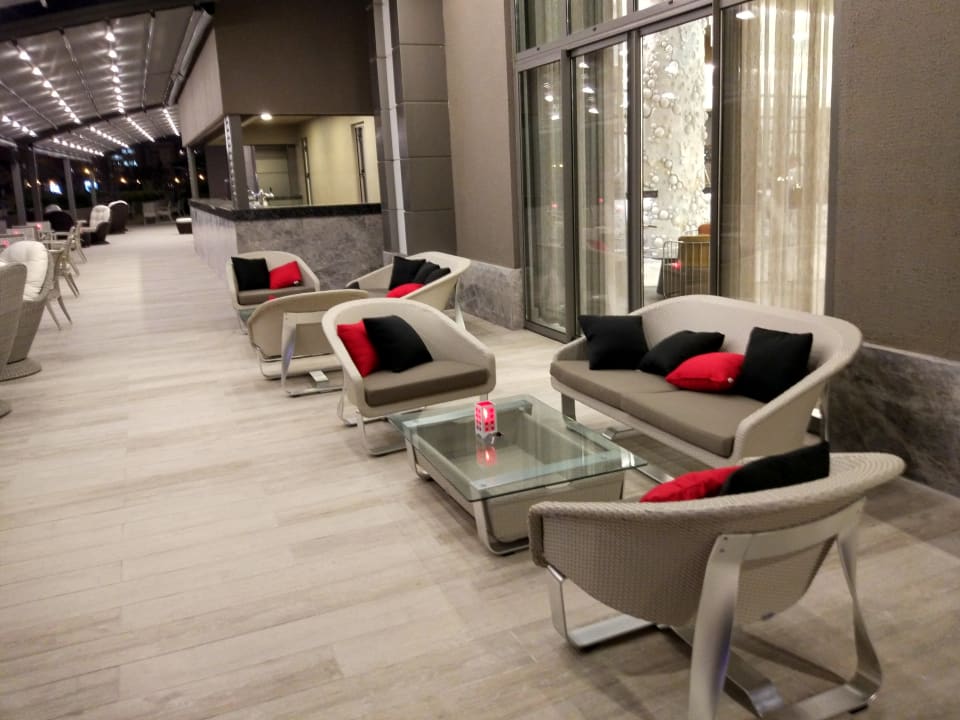 Außenansicht Royal Seginus