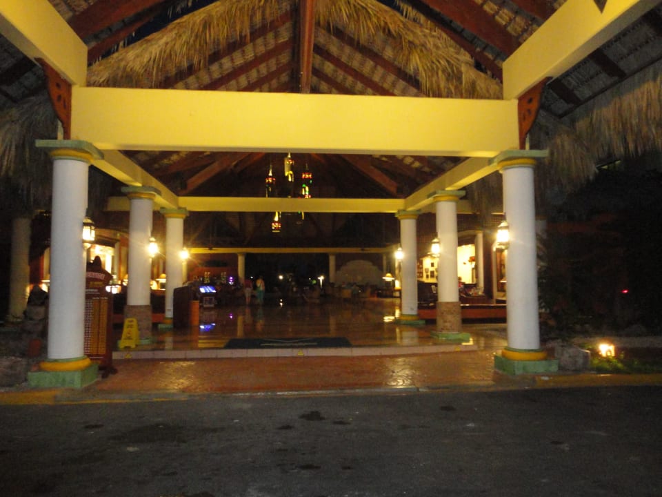 Eingansbereich Vik Hotel Arena Blanca & Cayena Beach