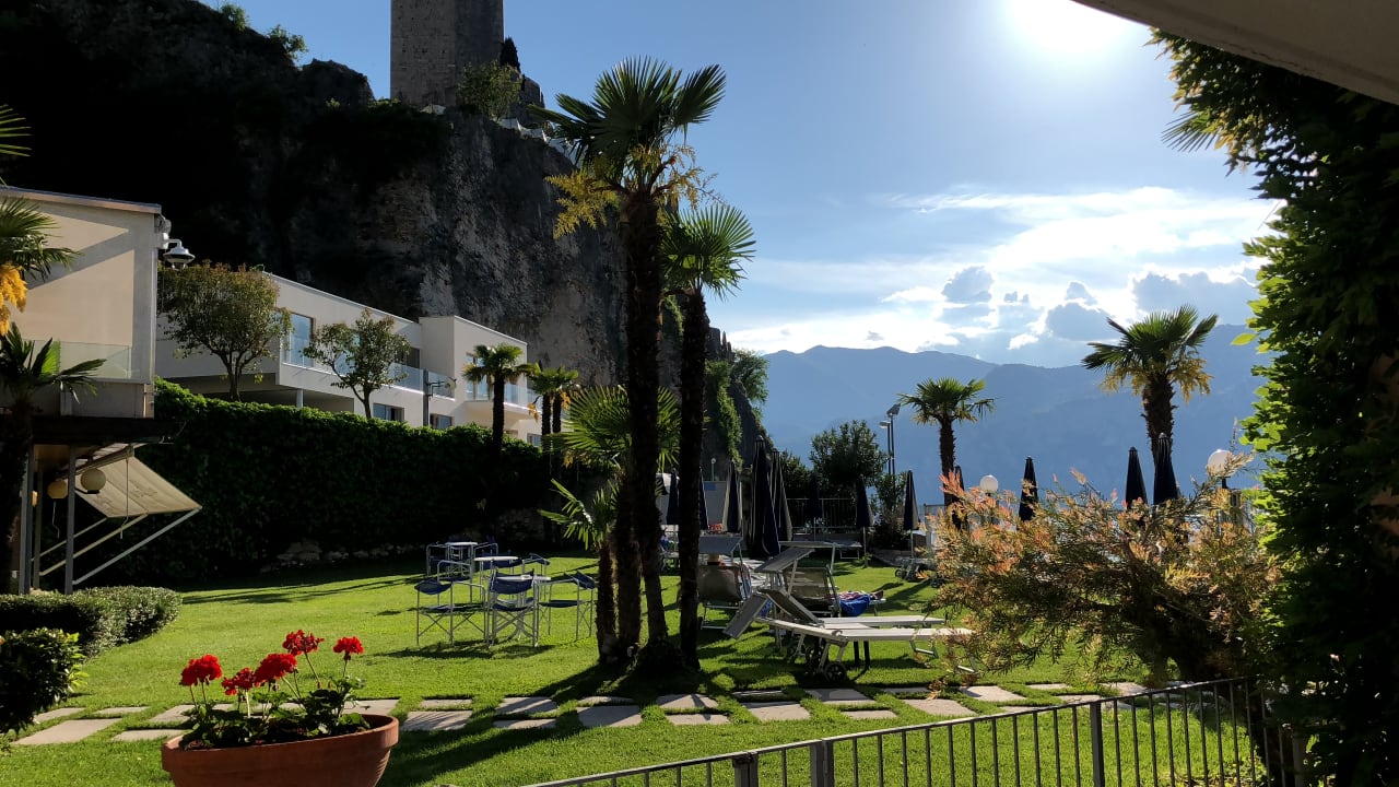 Ausblick aus unserem Zimmer Hotel Castello Lake Front
