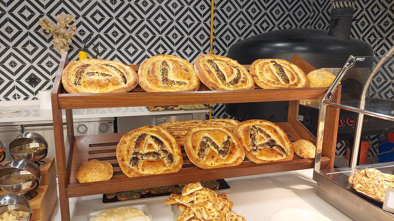 Gastro Jacaranda Luxury Resort