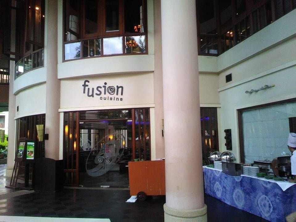 Buffet Breakfast The Tide Resort