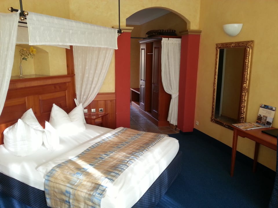 Romantikzimmer EUT-IN Hotel Alte Straßenmeisterei