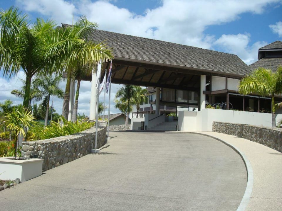 Eingang Radisson Resort Hotel Fiji Denarau Island