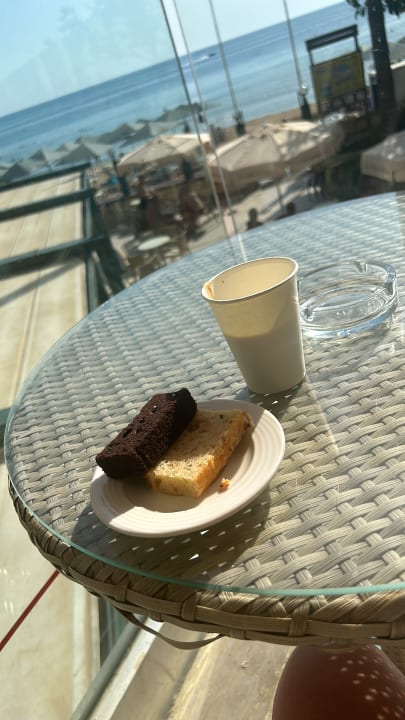 Gastro Aska Hotel Just in Beach