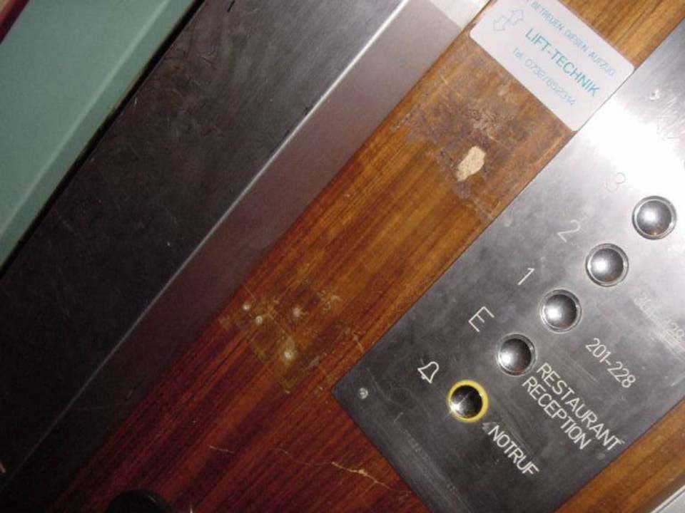 Innenbereich Aufzug Youthotel Linz