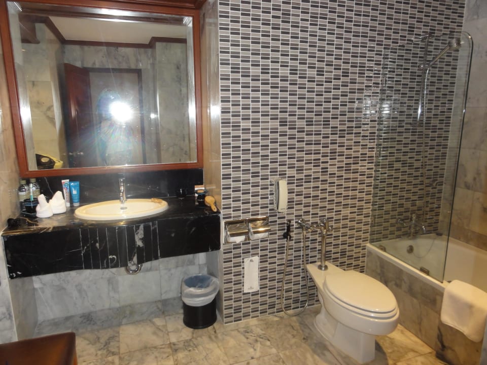 Bad The Sukosol Hotel