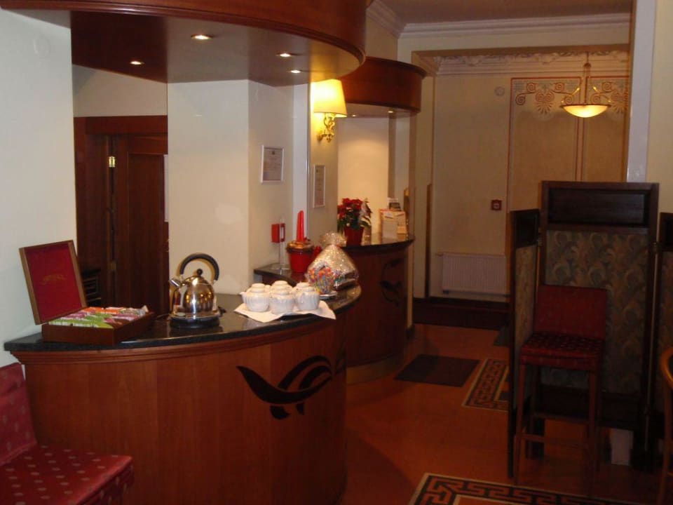 Rezeption Hotel Tivoli