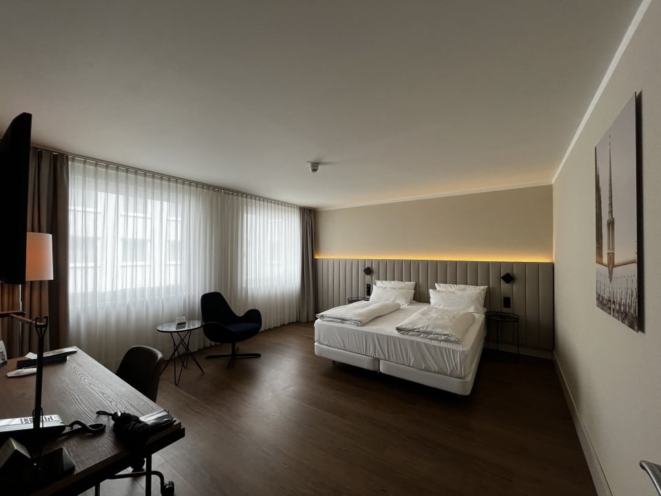 Zimmer NH Köln Altstadt