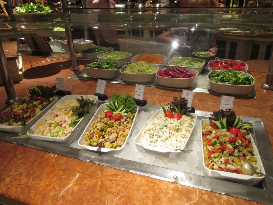 Salatbar Steigenberger ALDAU Beach Hotel