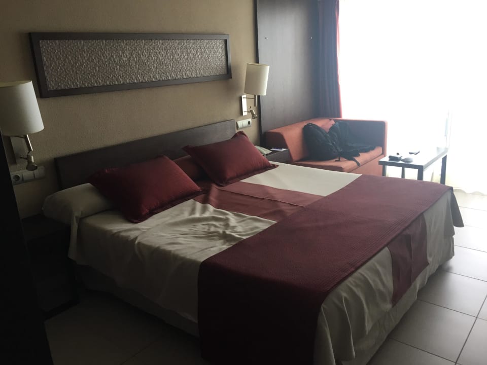 Zimmer Hipotels Mediterraneo