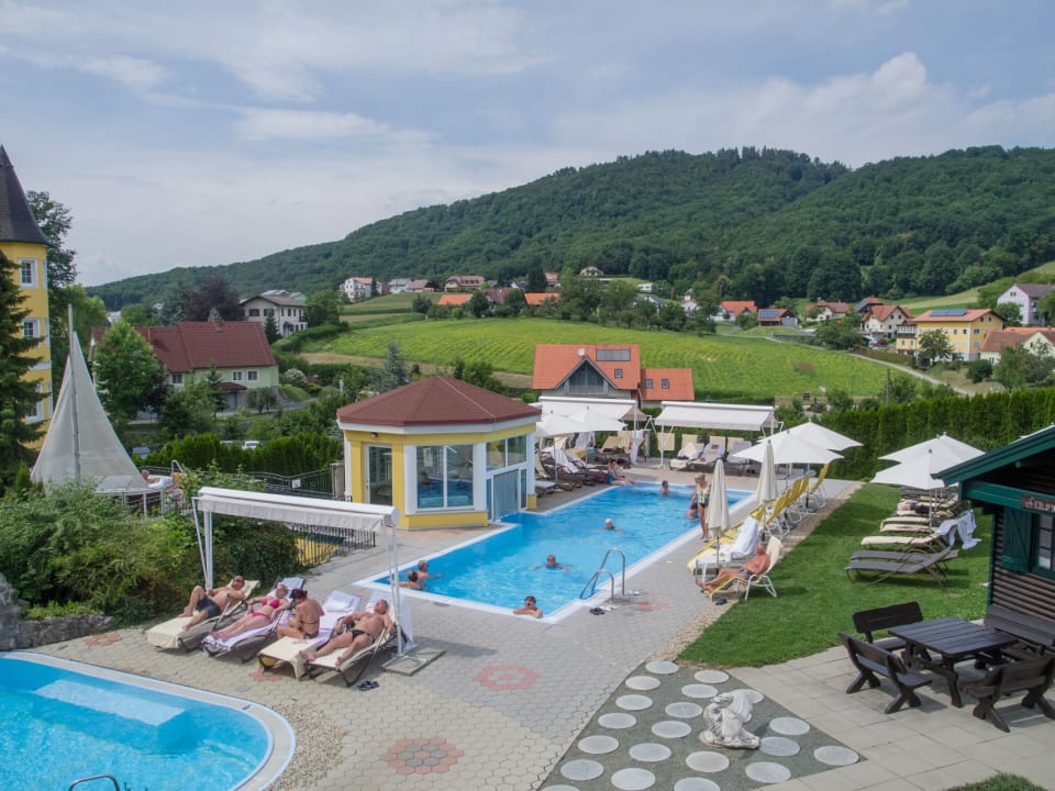 Pool Schlössl Hotel Kindl