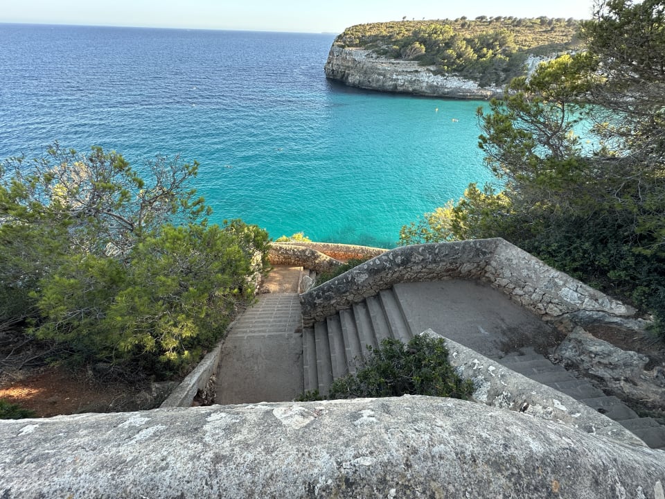 Außenansicht Flipflop Cala Mandia