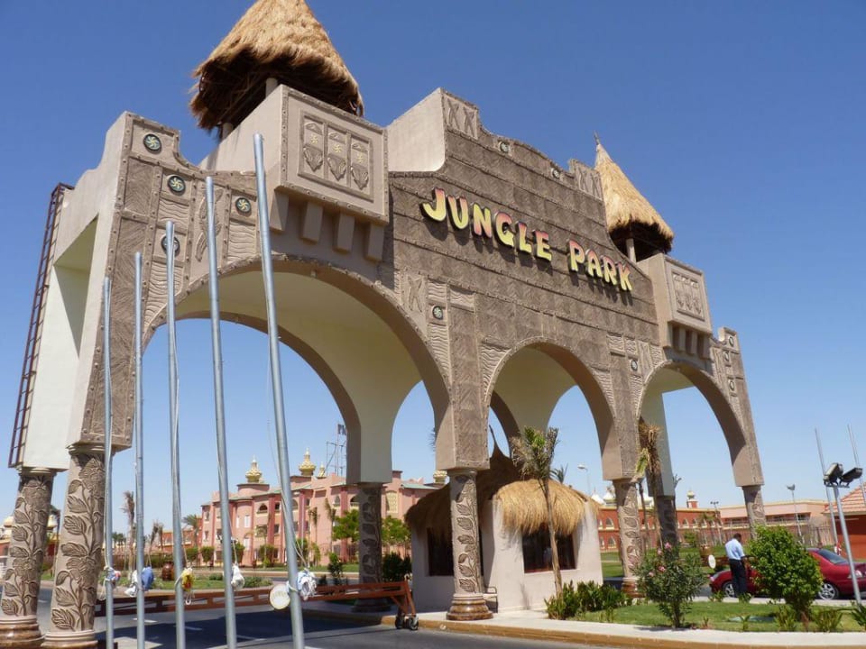 Eingang Pickalbatros Jungle Aqua Park Resort - Neverland Hurghada