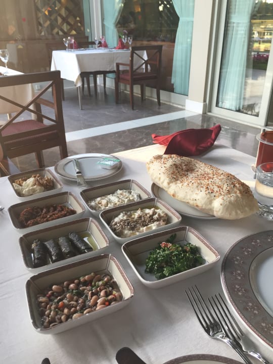 Türkisches Restaurant kuyu  Lara Barut Collection