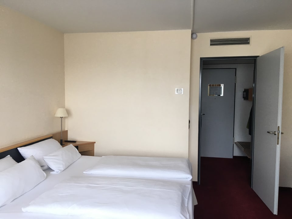 Zimmer NH Dresden Neustadt