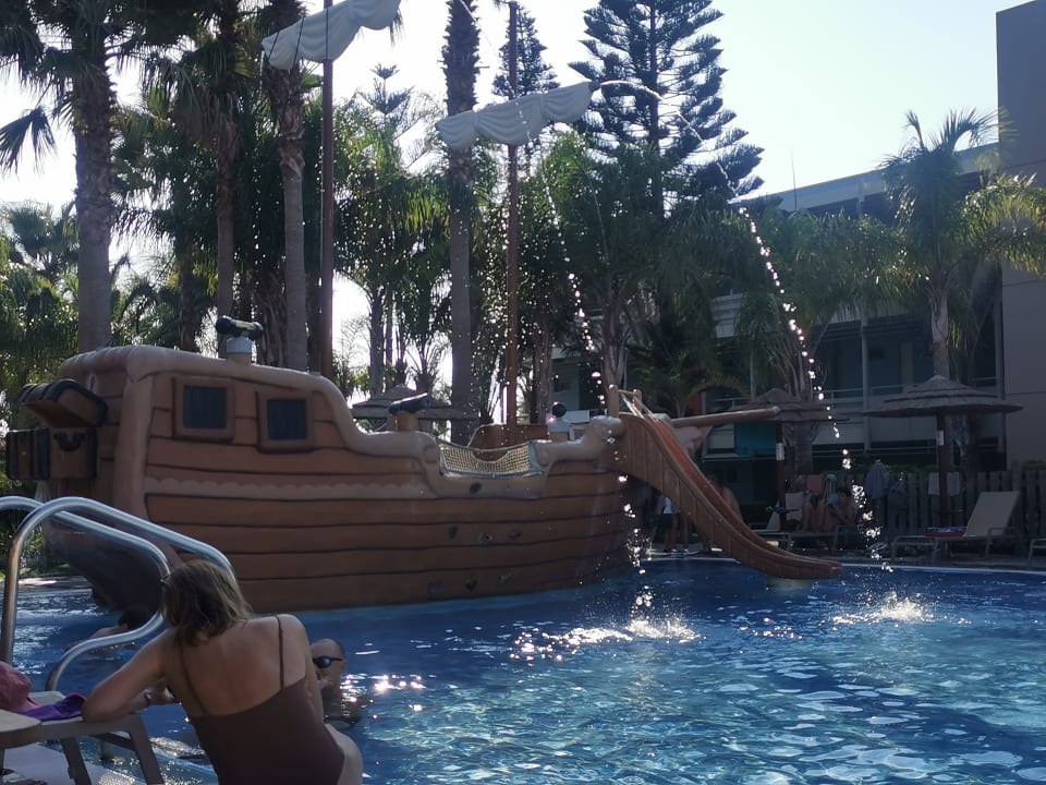 Pool Blue Lagoon Resort