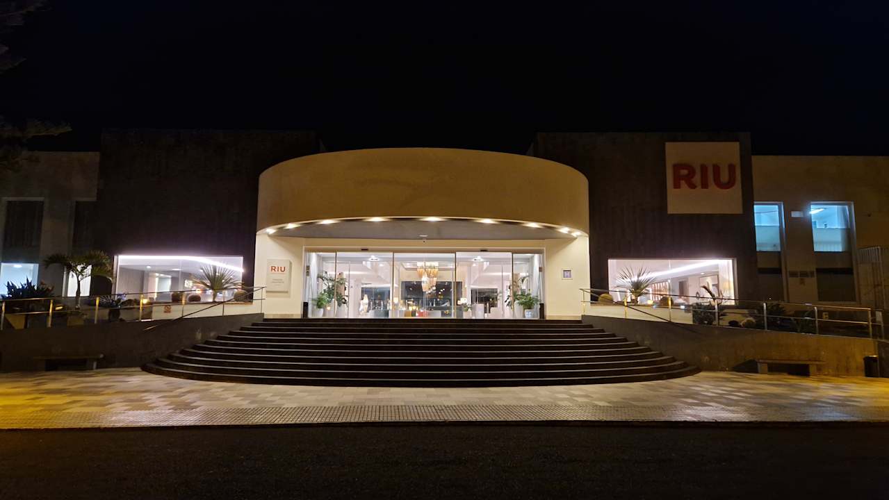 Außenansicht Hotel Riu Paraiso Lanzarote