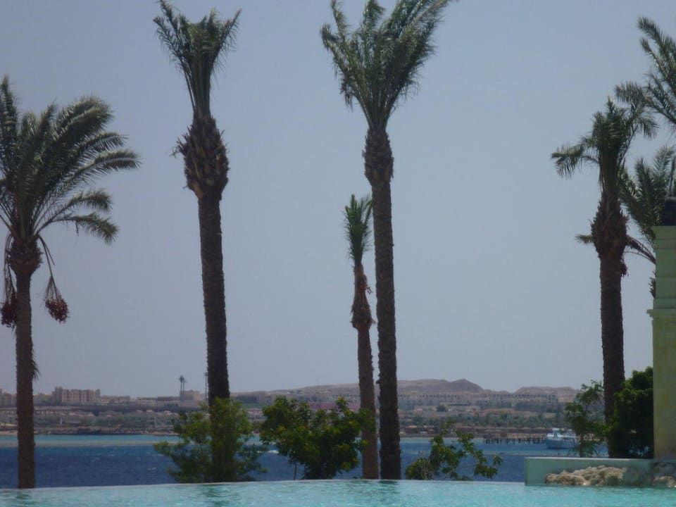 Ausblick vom Pool Richtung Madinat Makadi Makadi Spa - Adults only