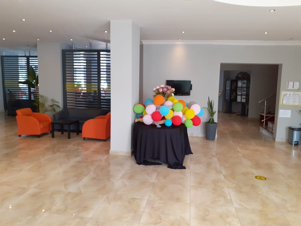 Lobby Simply Fine Hotel Alize