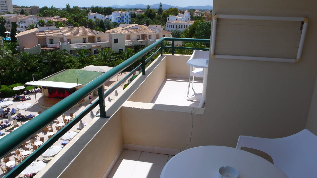 Balkon - ideale Verbindung bei zwei Zimmern Welikehotel Marfil Playa