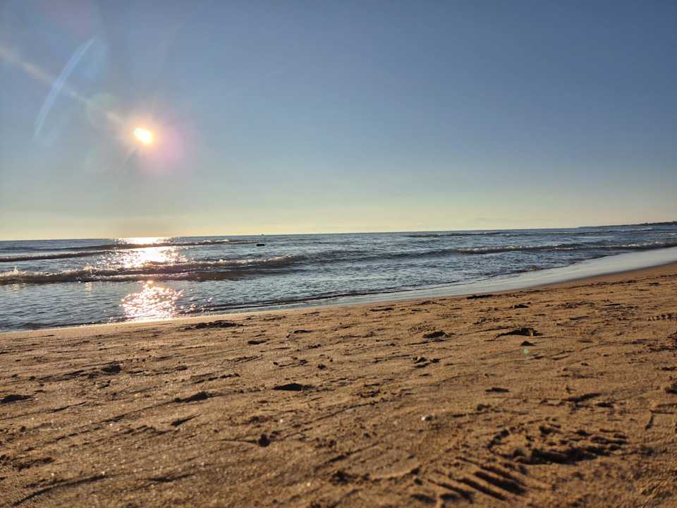 Strand Side Sunport Hotel & Spa