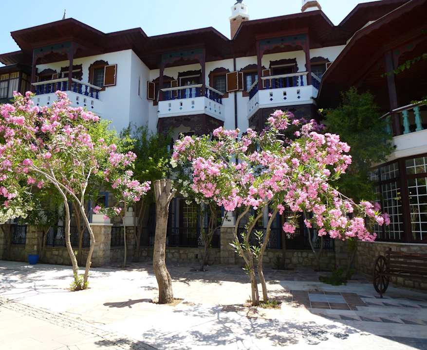 Zimmer von aussen Perili Bay Resort