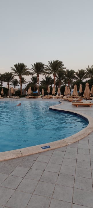 Pool Serenity Alpha Beach