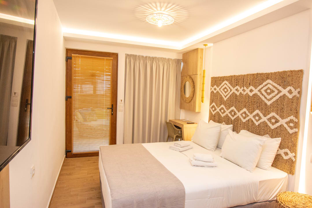 Zimmer Yianna Caravel By Checkin