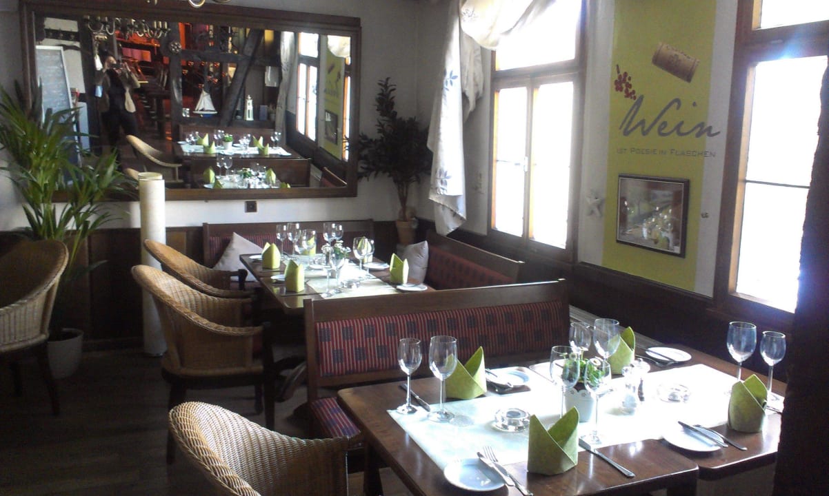 Brasserie, kleines Restaurant Aggertal Hotel Zur alten Linde