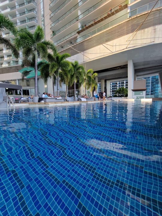 Pool JW Marriott Panama