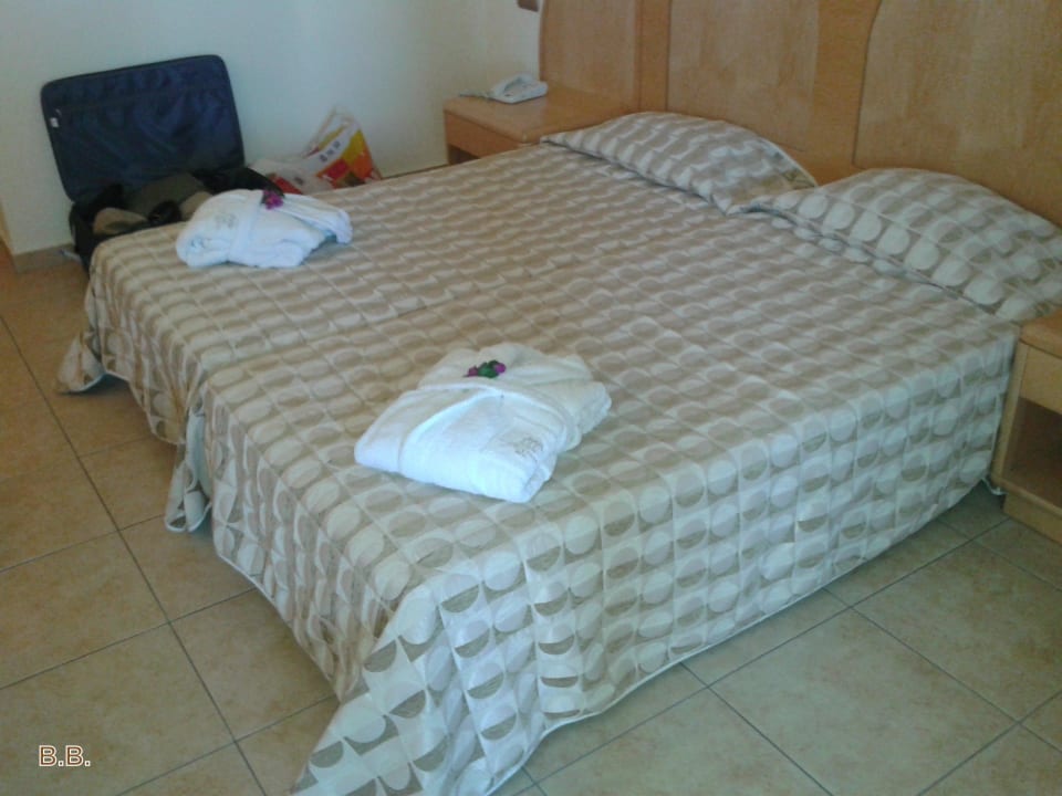 Morgenmäntel Hotel Kalithea Horizon Royal