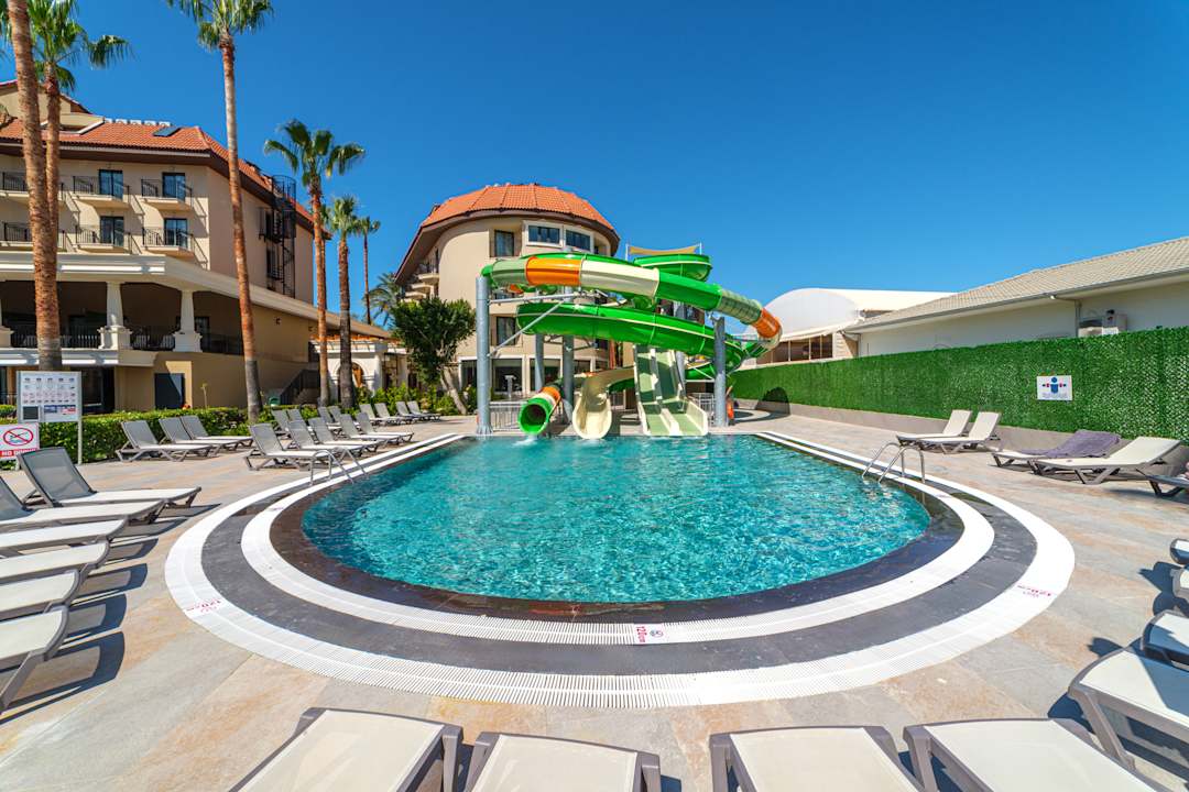 Pool allsun Numa Club Side