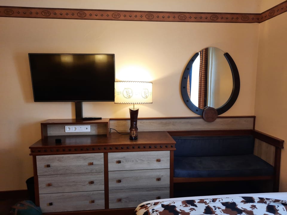 Zimmer Disney's Hotel Cheyenne