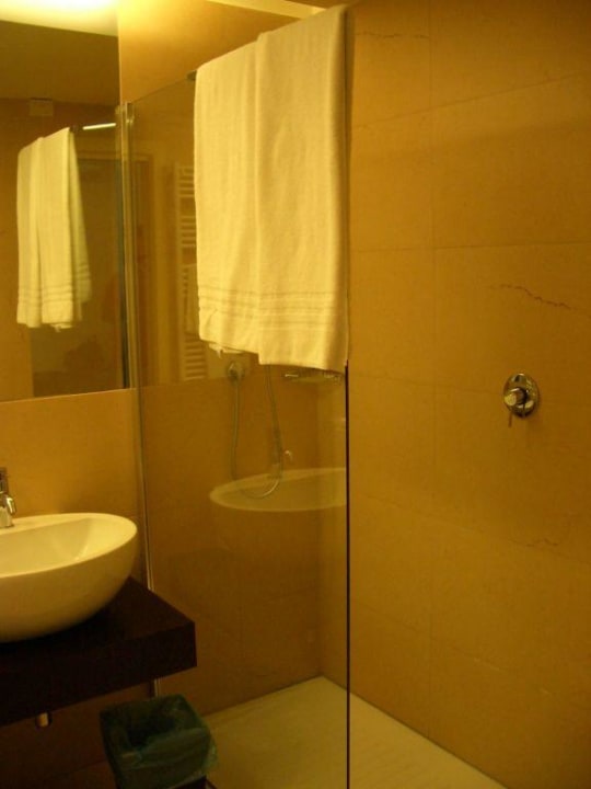 Bad Hotel Meandro