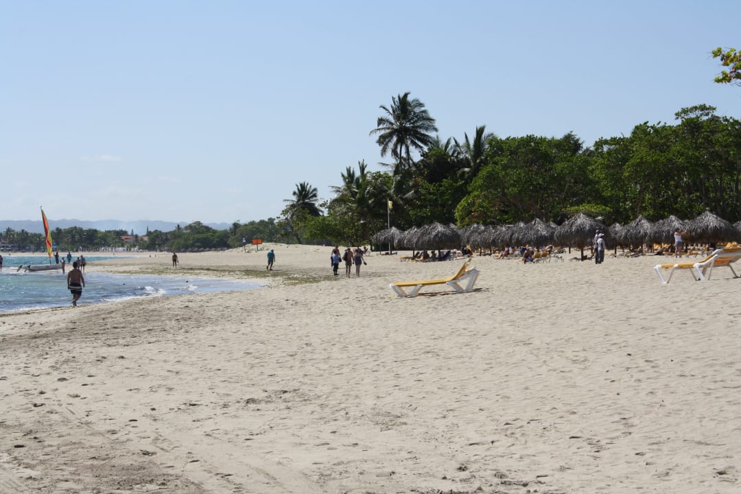 In der Nähe sind schönere Strandabschnitte Iberostar Waves Costa Dorada