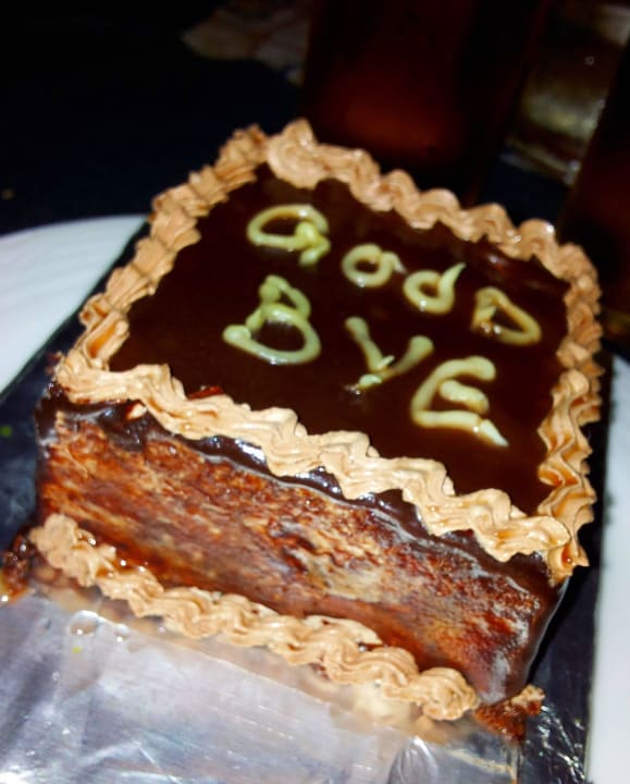 Ein Good-Bye-Kuchen am letzten Abend  Mermaid Hotel & Club