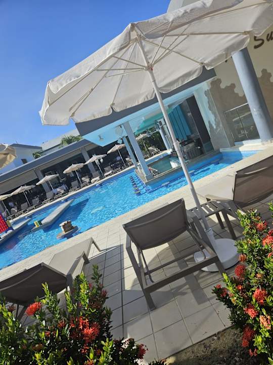 Pool Hotel Riu Palace Tropical Bay