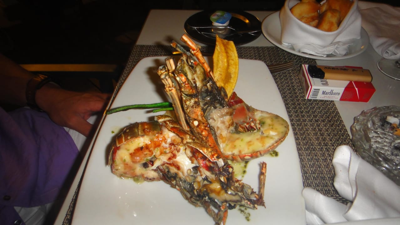 Eine Languste im Gourmetrestaurant TRS Turquesa Hotel - Adults only