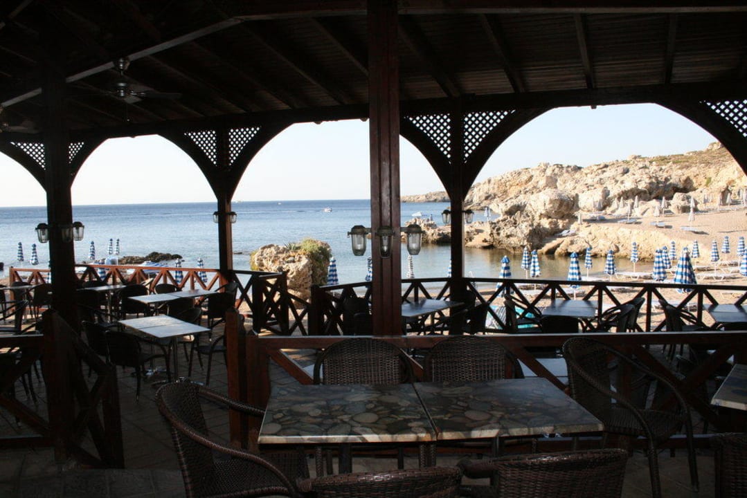 Blick aus der Beach Bar Hotel Kalithea Horizon Royal
