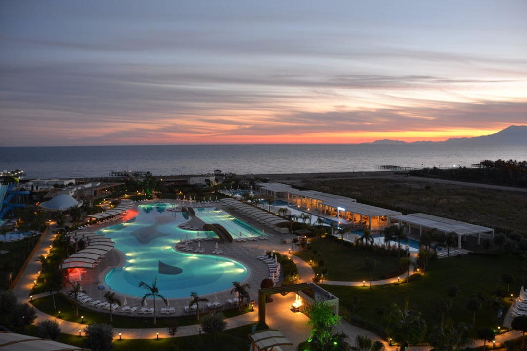 Sonnenuntergang Hotel Baia Lara