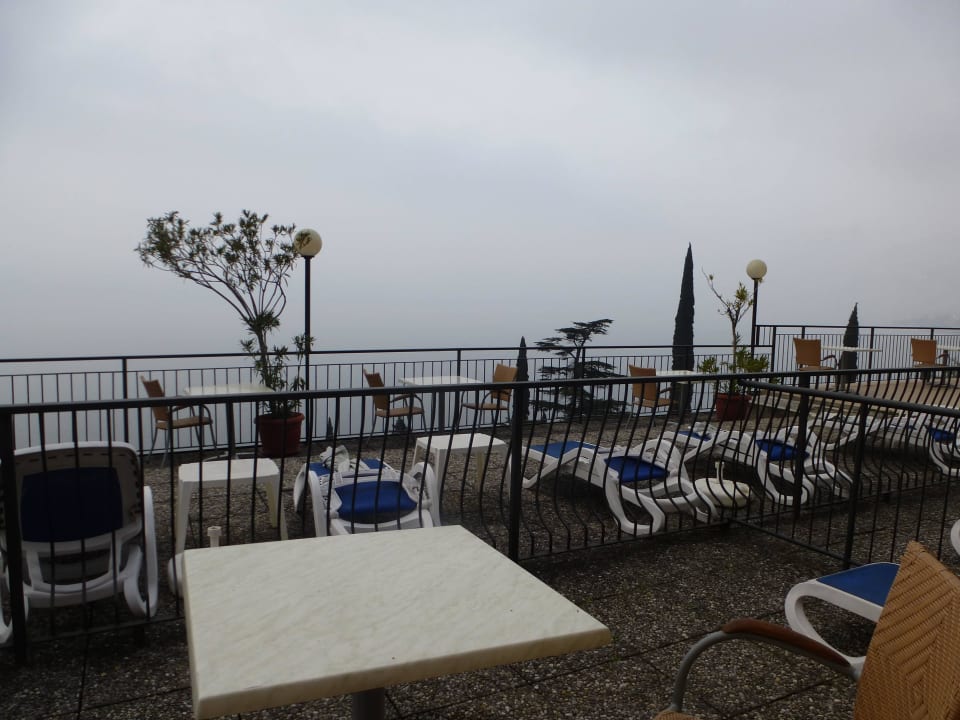 Ausblick von unserer Terrasse Villa Dirce